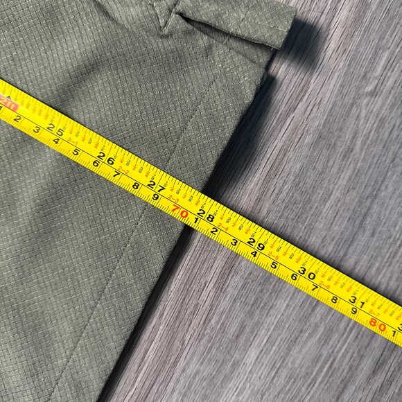 Lululemon Men's WovenAir Half-Zip - Dark Green - Picture 6 of 6